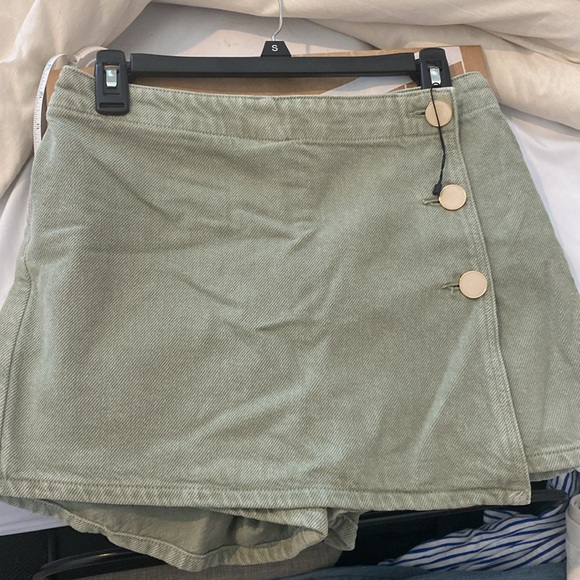 SOLD Zara skort - Picture 6 of 7